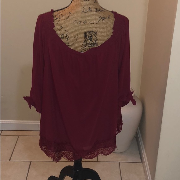 Maurices off the shoulder top size 1x - Picture 4 of 8